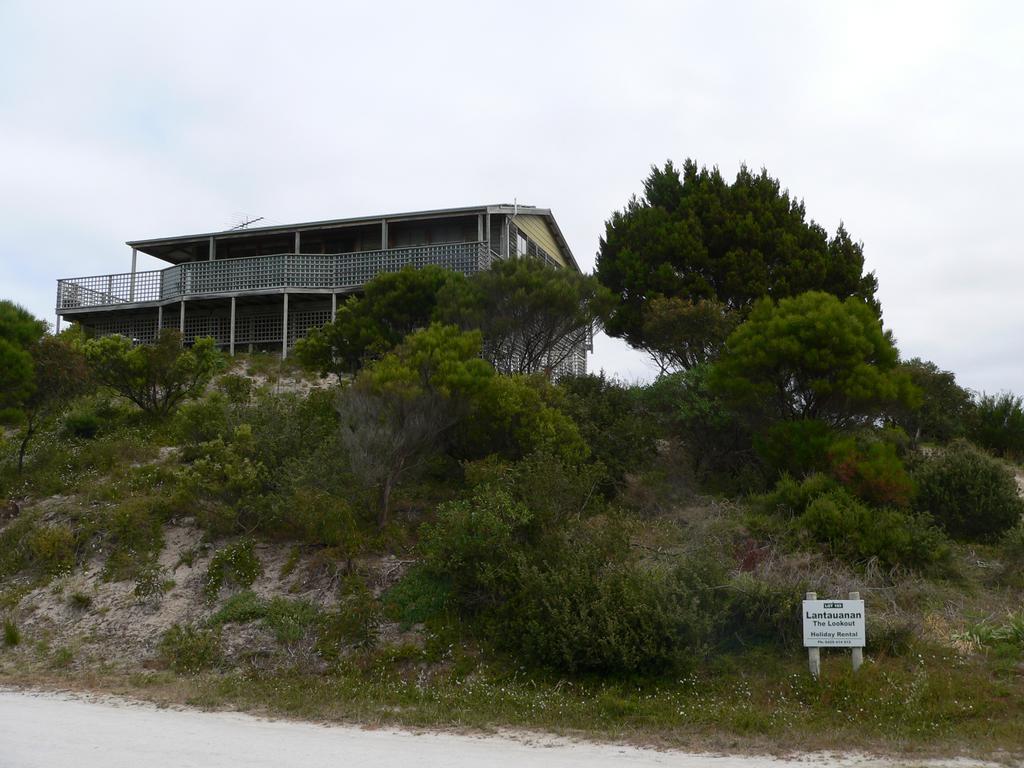 Lantauanan - The Lookout Holiday home *